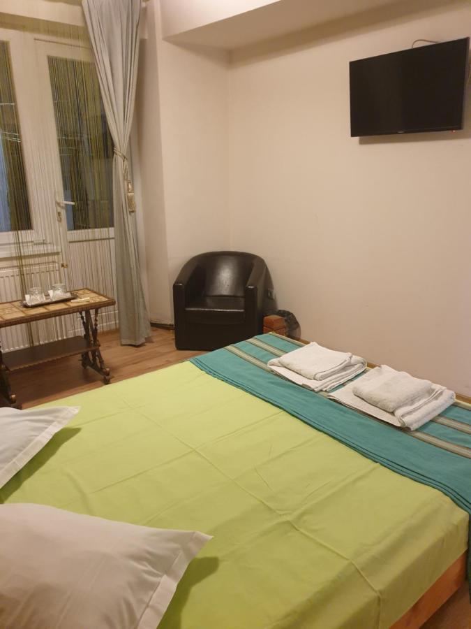 Hostel Sc Afitos Srl Drobeta Turnu Severin Zewnętrze zdjęcie