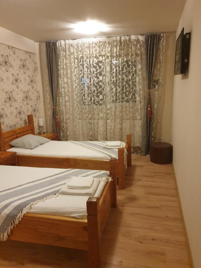 Hostel Sc Afitos Srl Drobeta Turnu Severin Zewnętrze zdjęcie