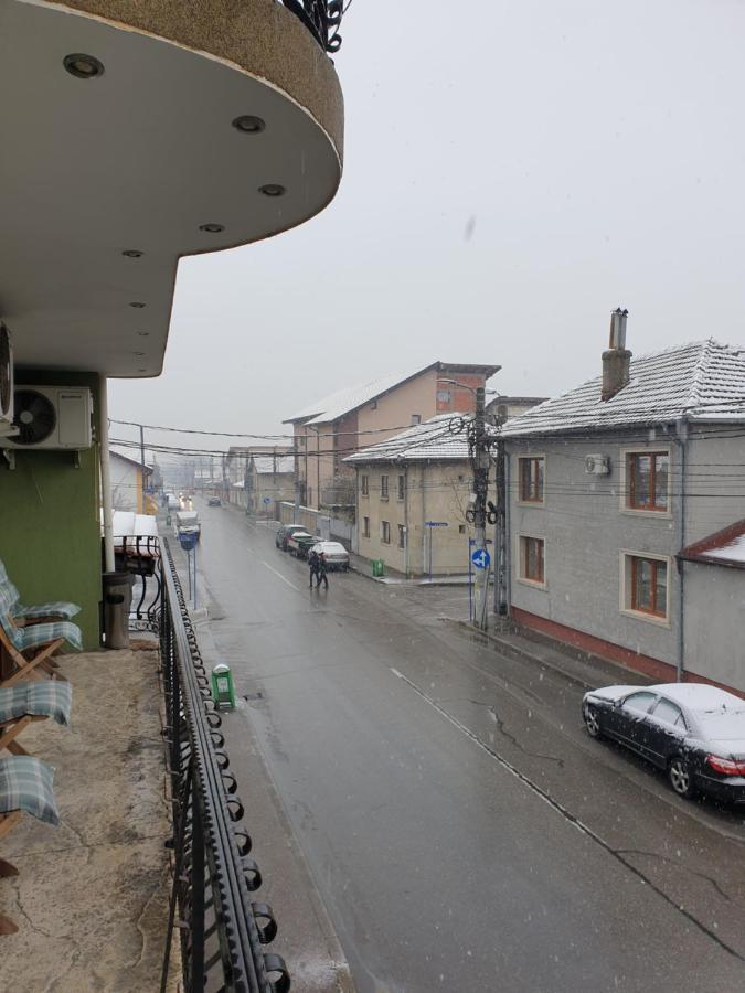 Hostel Sc Afitos Srl Drobeta Turnu Severin Zewnętrze zdjęcie